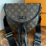 The Dove Crossbody - Vintage Monogram LV in Black