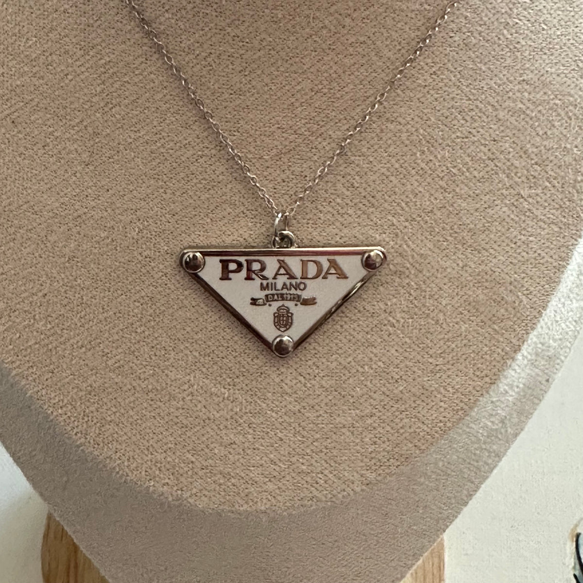 Upcycled Prada Zipper Pull Necklace in Silver – Beauty Bird Vintage