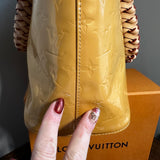 The Albatross in Yellow LV Vernis
