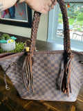 The Albatross in Damier Ebene
