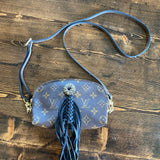 The Junco - Vintage Monogram in Black Crossbody Bag