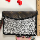 The Cardinal - Snow Leopard Vintage Card Holder/Wallet/Keychain