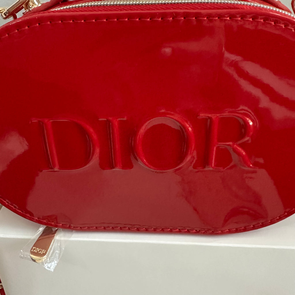 The Junco Crossbody Bag - Oval Dior in Red