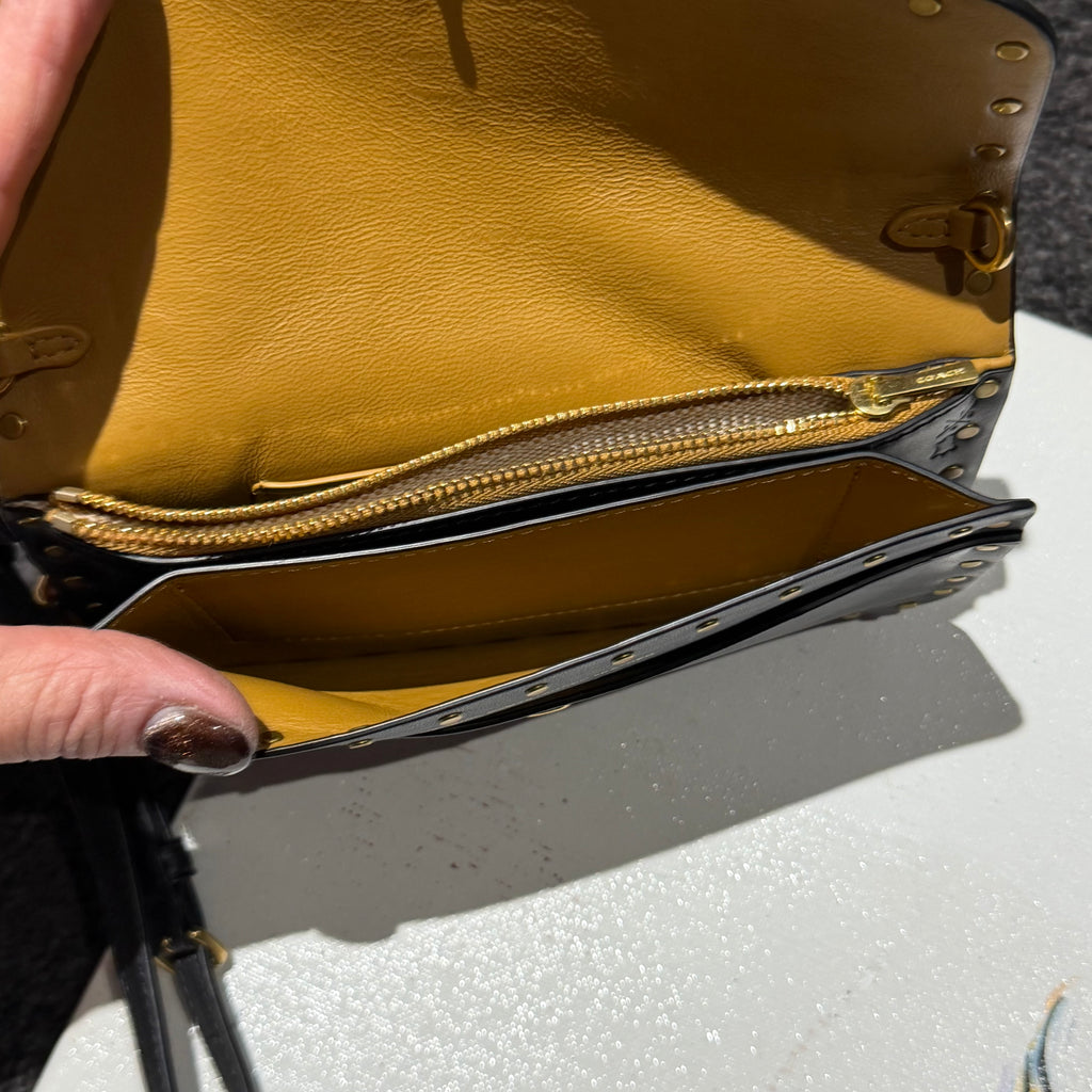 The Junco Wristlet - Black Leather Coach