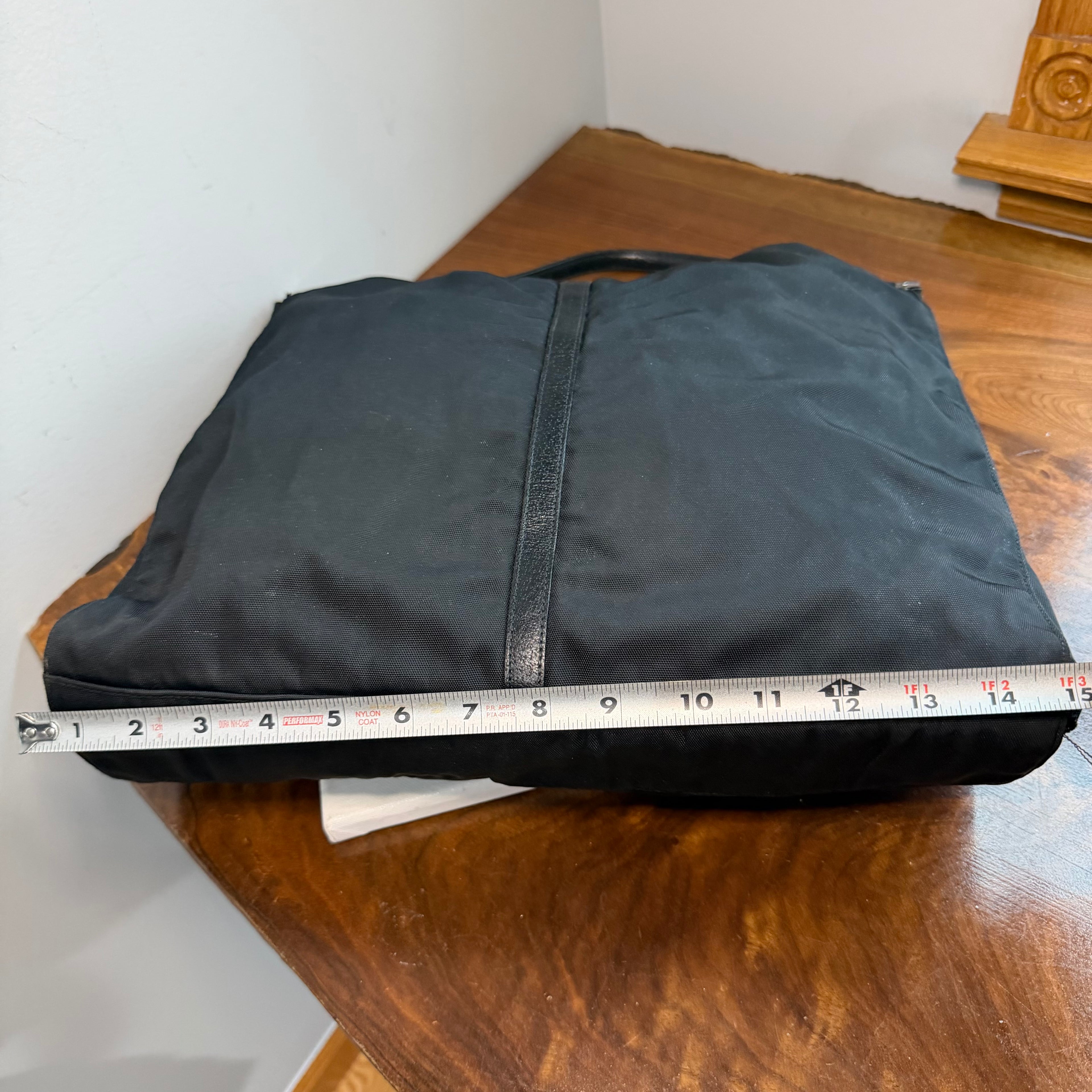 The Loon Shoulder Bag - Vintage Gucci in Black Nylon