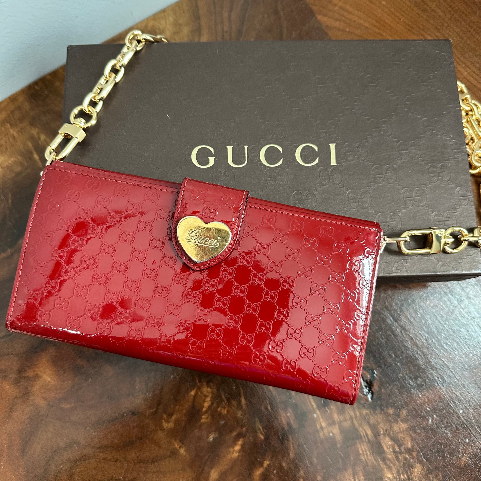The Junco Wallet on Chain - Vintage GG in Red Patent Leather