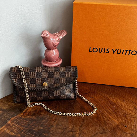 Repurposed/Upcycled Louis Vuitton clear Monogram crossbody – NH Timeless  Designers