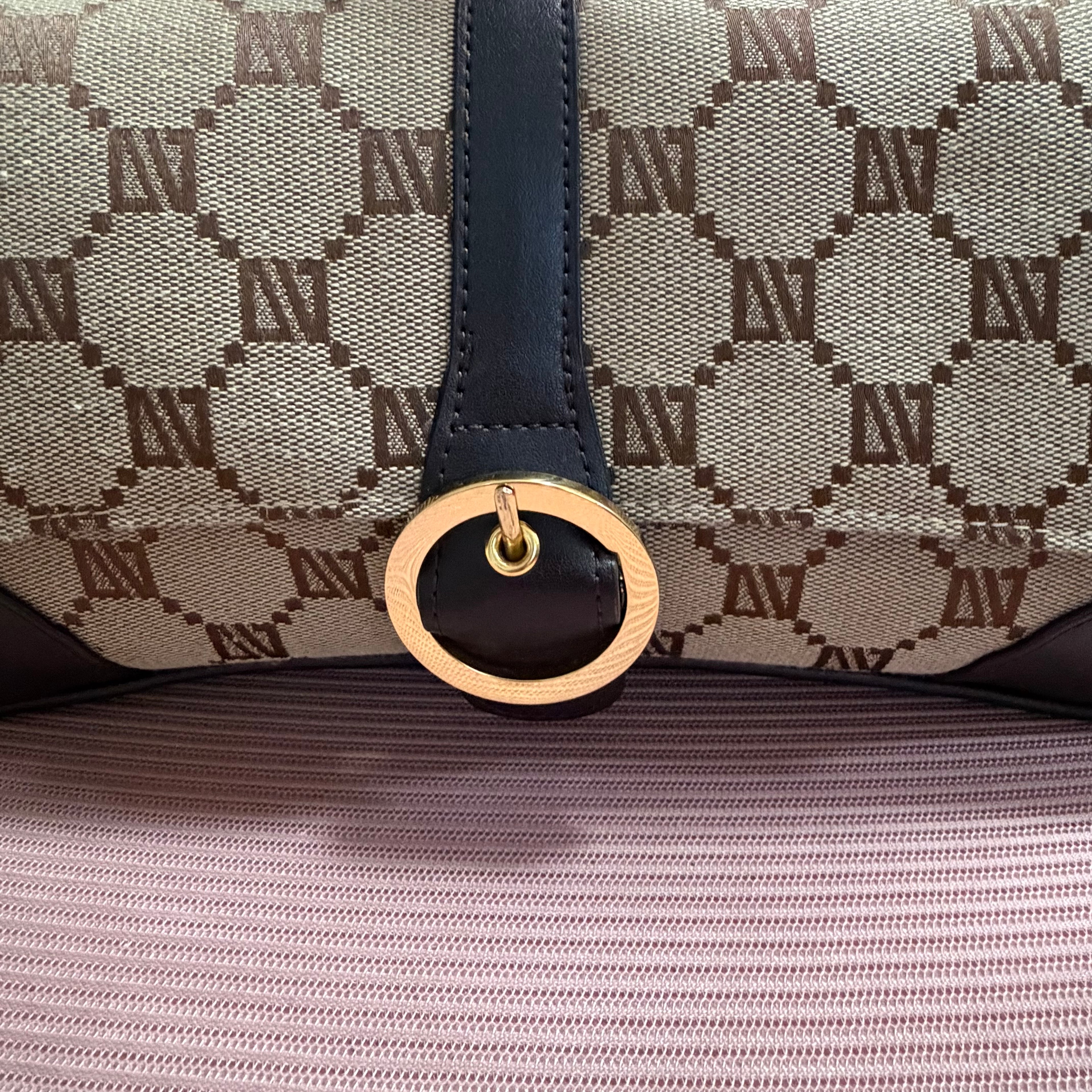 The Junco Shoulder Bag - Diana Valentino in Brown