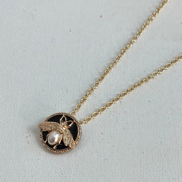 Gucci Bee Button Necklace - Gold-Filled Link Chain