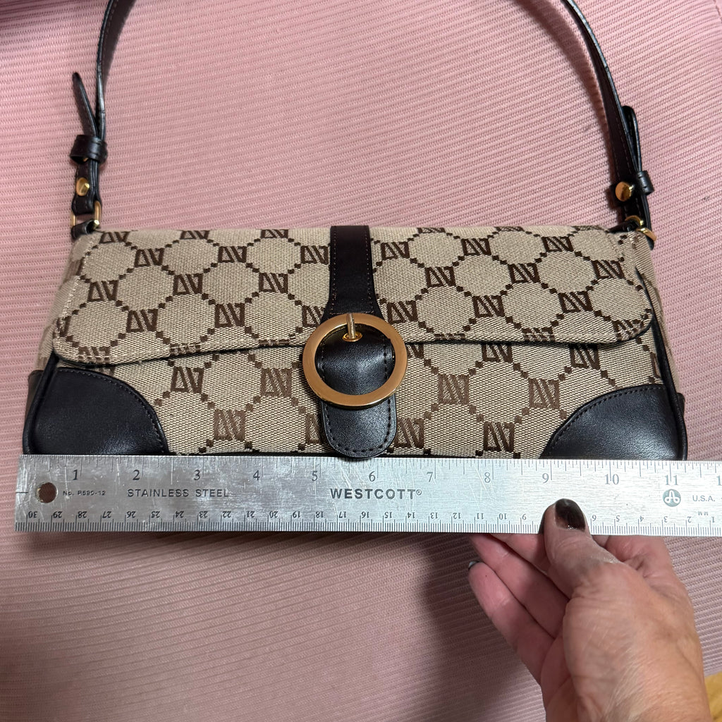 The Junco Shoulder Bag - Diana Valentino in Brown