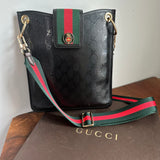 The Swan Messenger - Vintage Imprime Gucci in Black