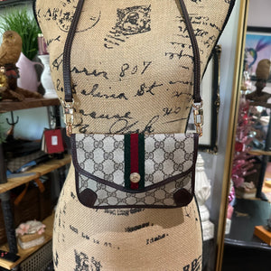 The Junco Crossbody - Small Vintage Gucci (GG) Sherry Line
