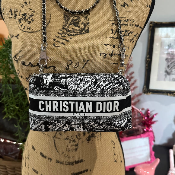 The Junco Crossbody Bag - Dior in Paris