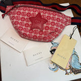 Gucci Sling Bag/Fanny Pack/Bumbag in Red Supreme Stars