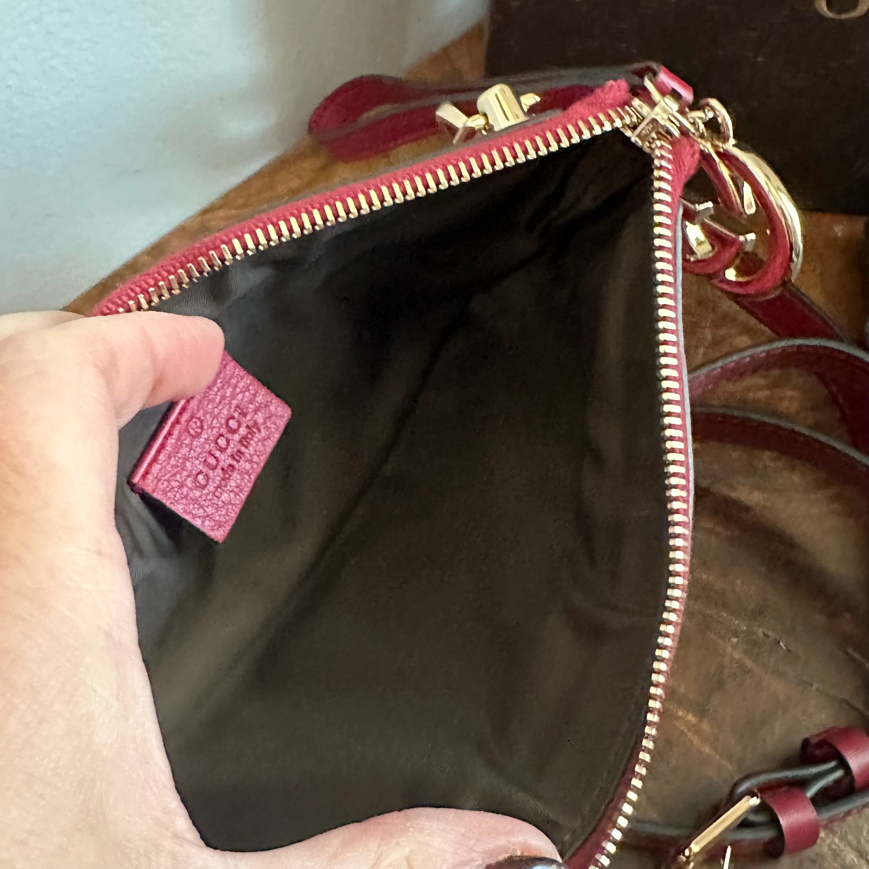 The Junco Crossbody - Gucci Guccisima Leather in Deep Red