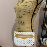 The Junco Crossbody Bag - Vintage Multicolor in White