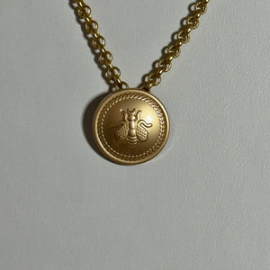 GG Bee Button Necklace - Satin Gold Plated Rolo Chain