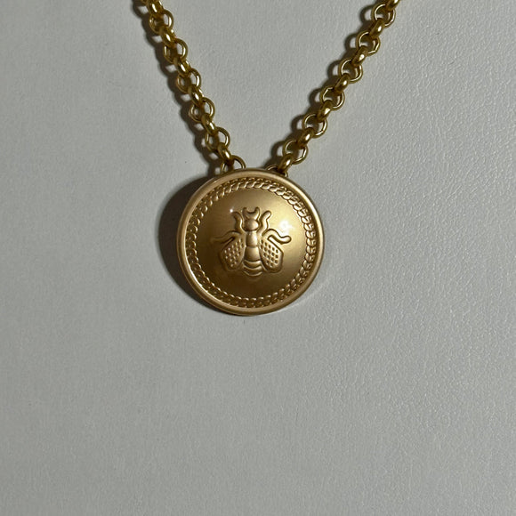 GG Bee Button Necklace - Satin Gold Plated Rolo Chain