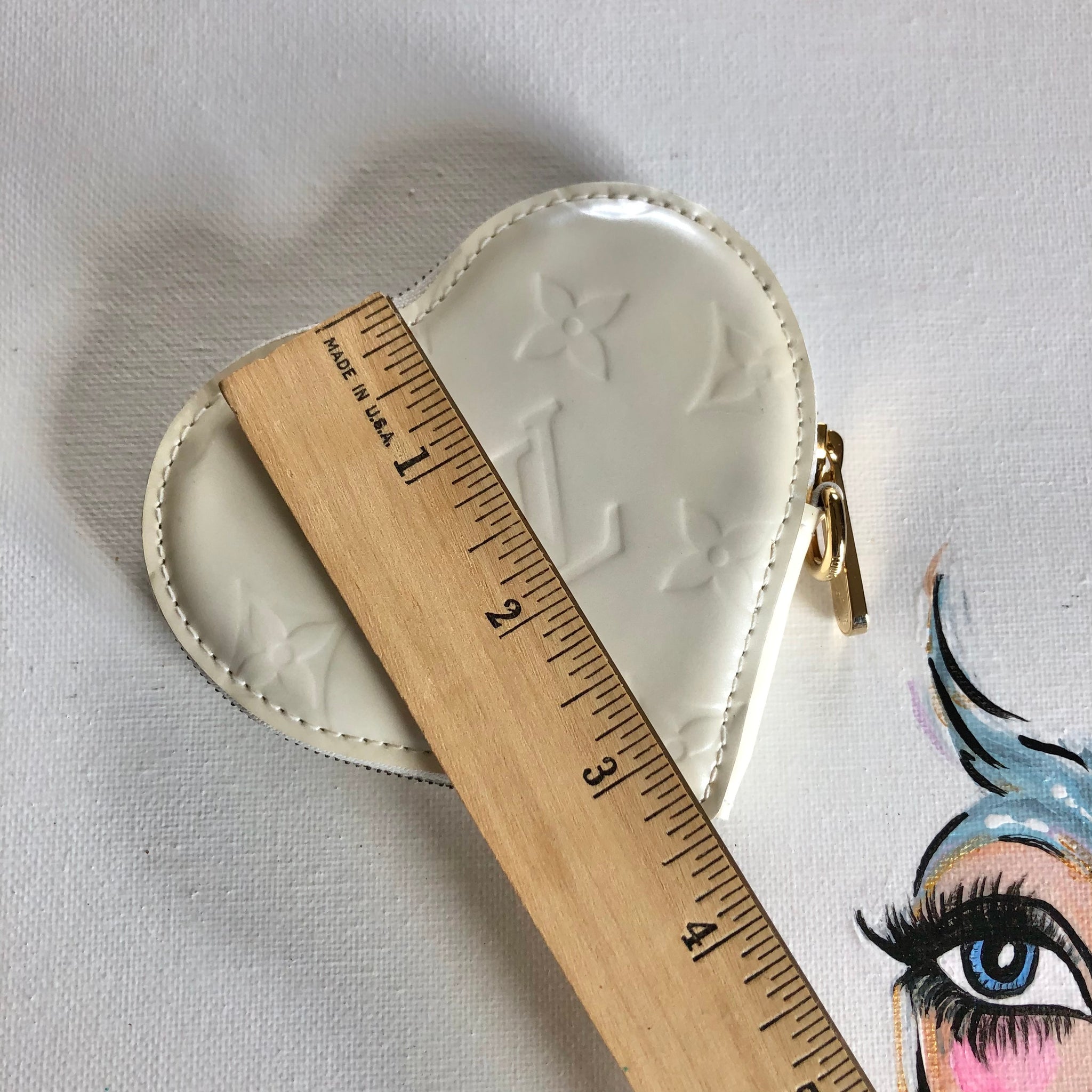 Louis Vuitton Heart Coin - 2 For Sale on 1stDibs