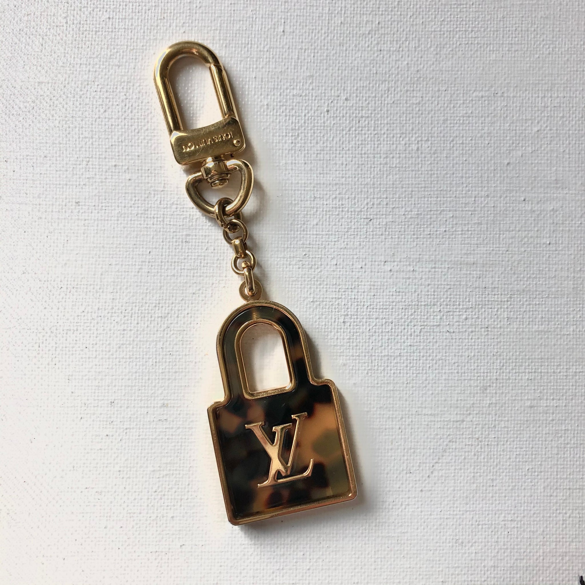 New Authentic Louis Vuitton PadLock Lock & Key for Bags Gold # 677 