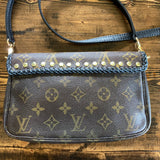The Junco - Vintage Monogram in Black Crossbody Bag